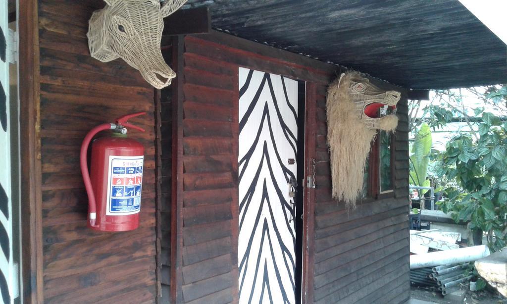 Riverlodge Backpackers Cape Town Exterior photo